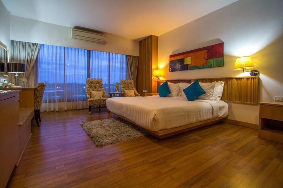 Mamaison Hotel Buriram Kültér fotó