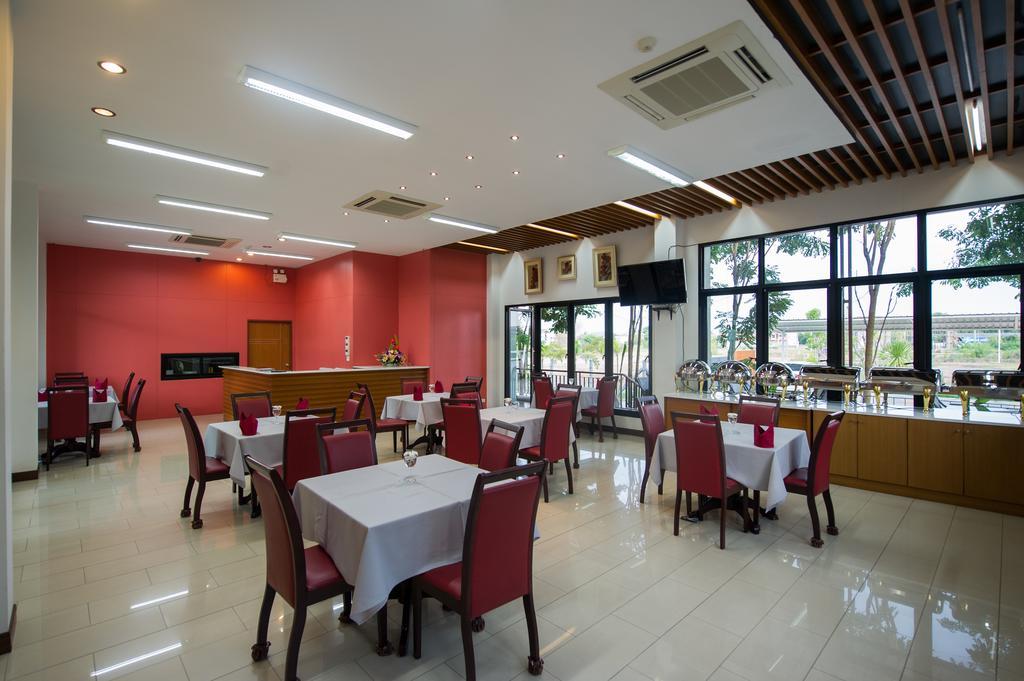 Mamaison Hotel Buriram Kültér fotó
