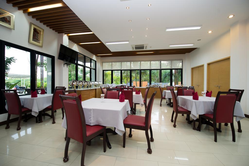 Mamaison Hotel Buriram Kültér fotó